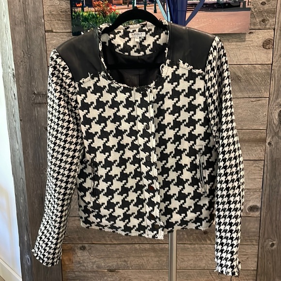 Buffalo jacket - Picture 1 of 3